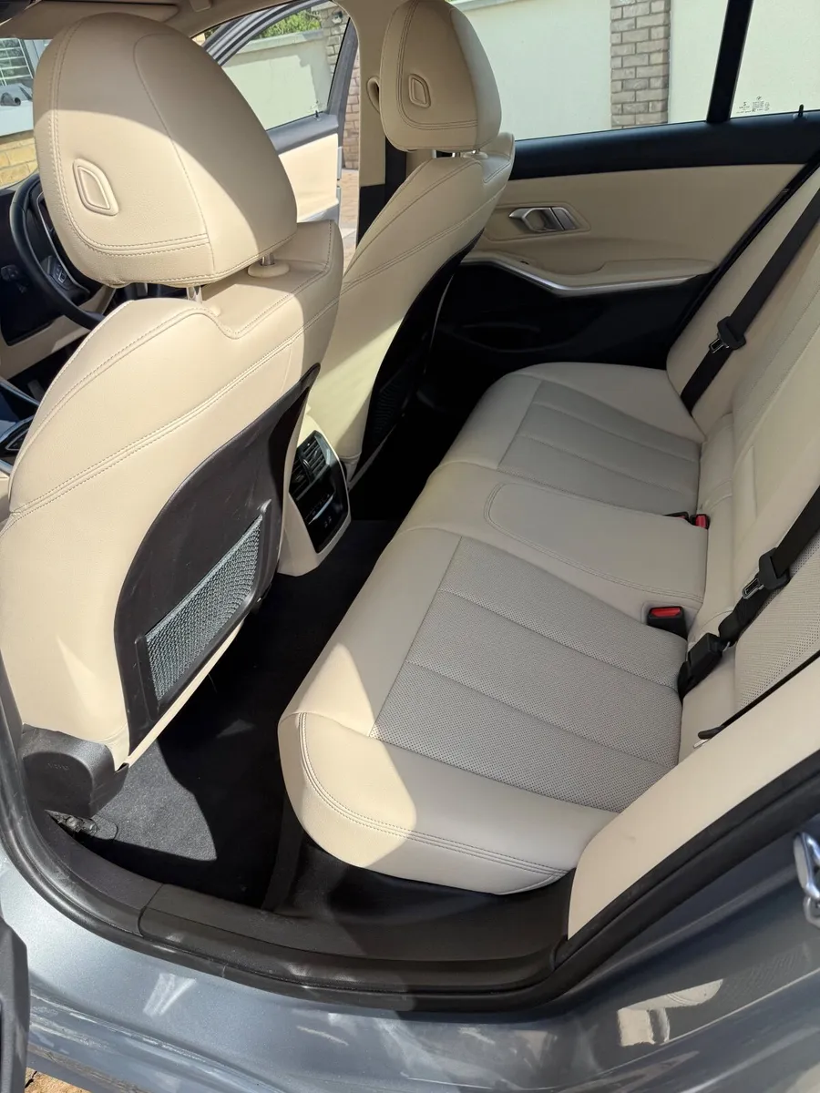 BMW 330e plug in petrol Hybrid - Image 4