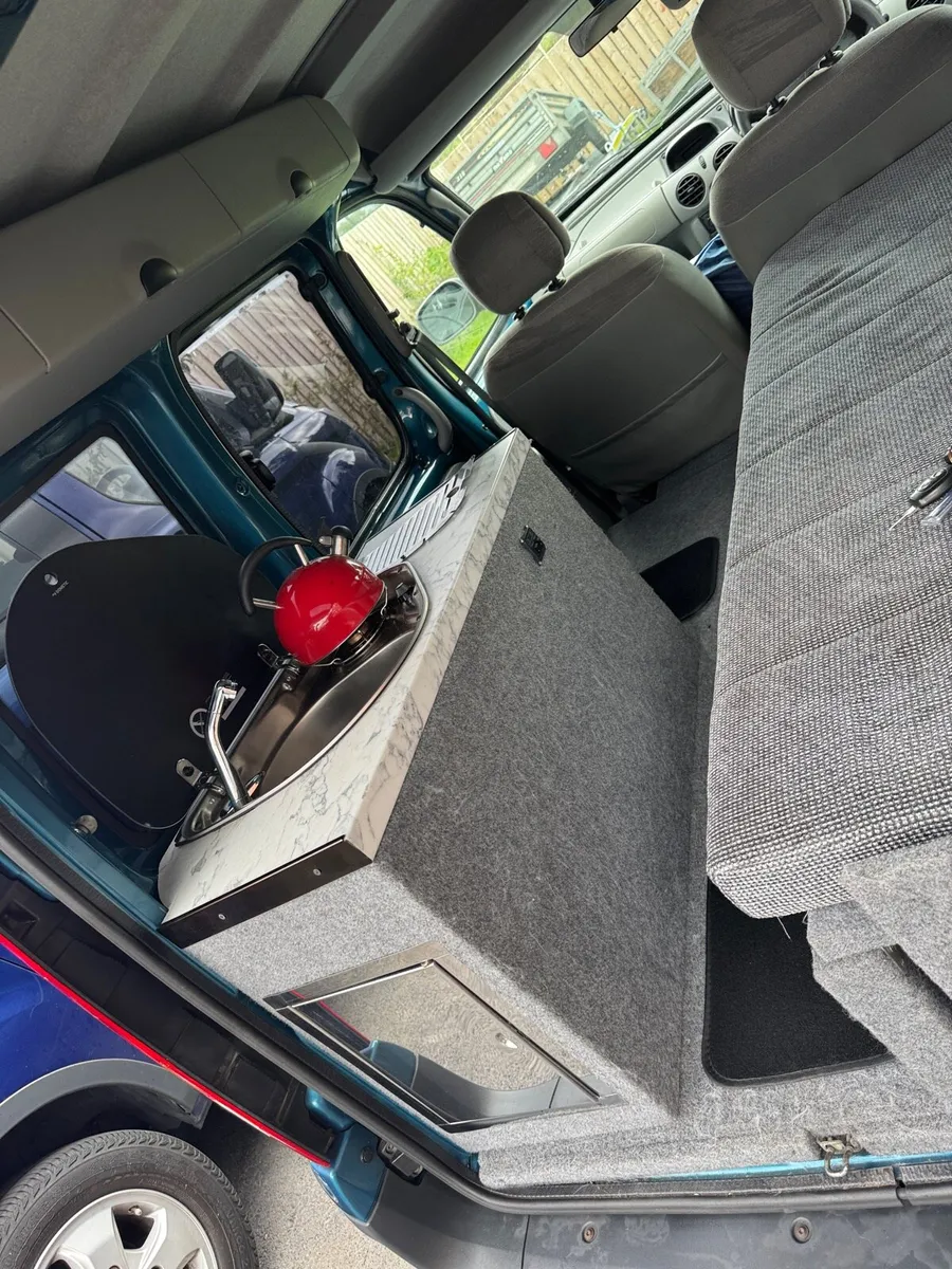 2005 2 berth micro camper - Image 4