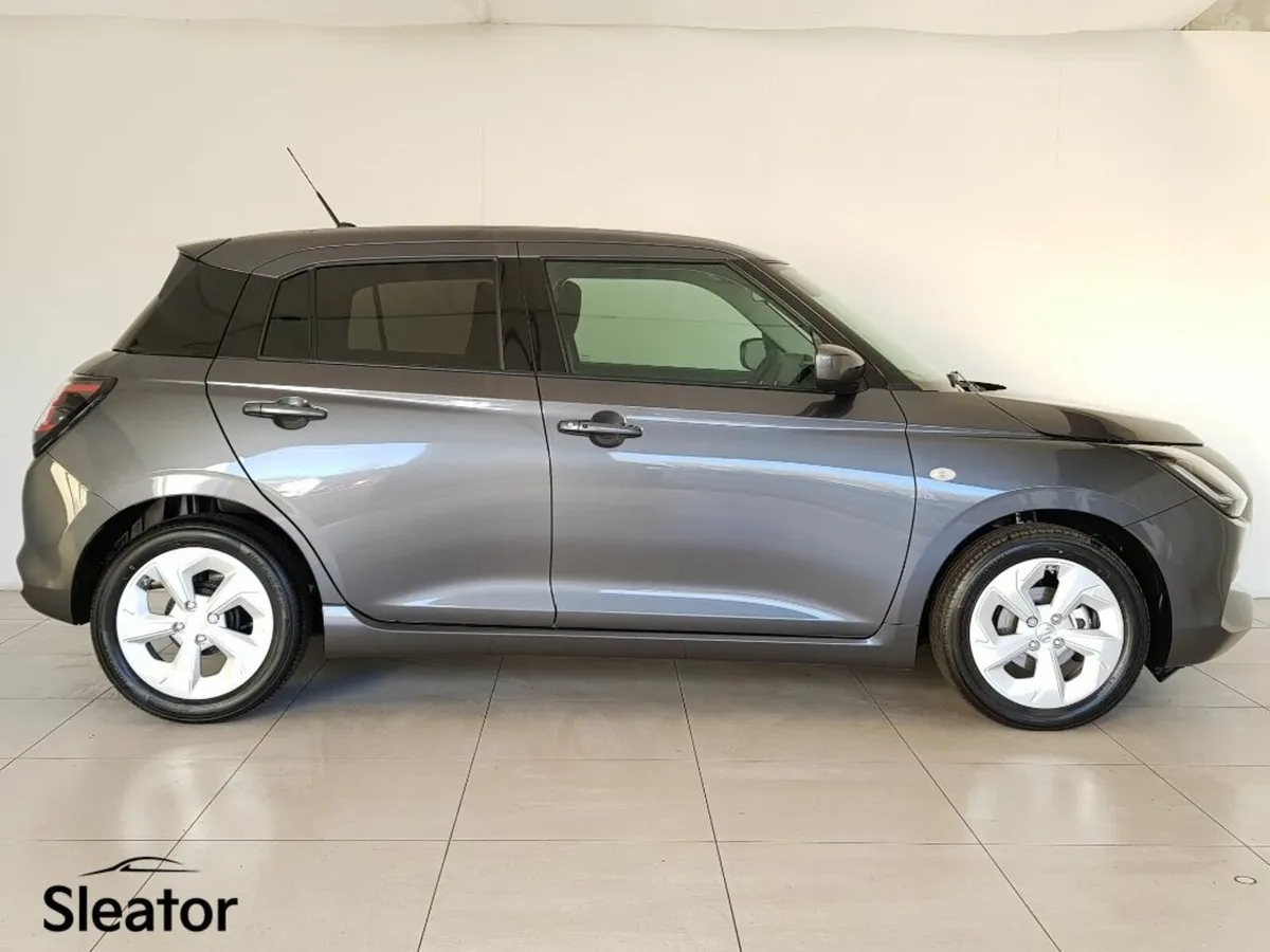 Suzuki Swift Motion Automatic - Image 2