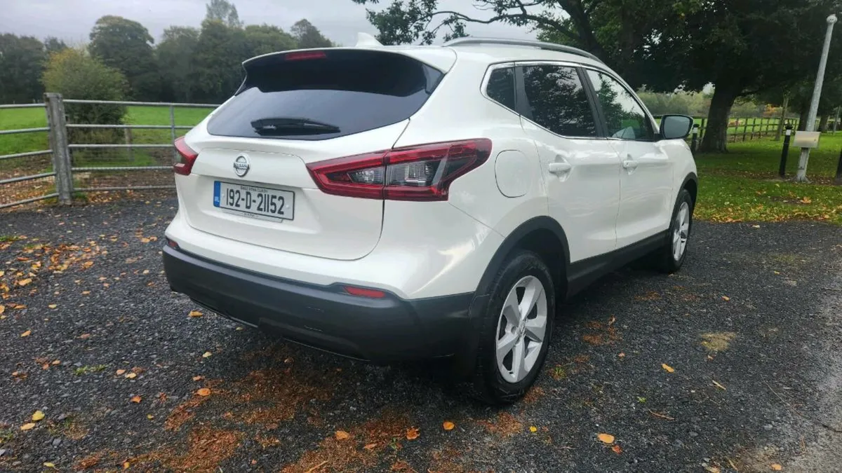 Nissan Qashqai 1.5dci High Spec Commercial - Image 4