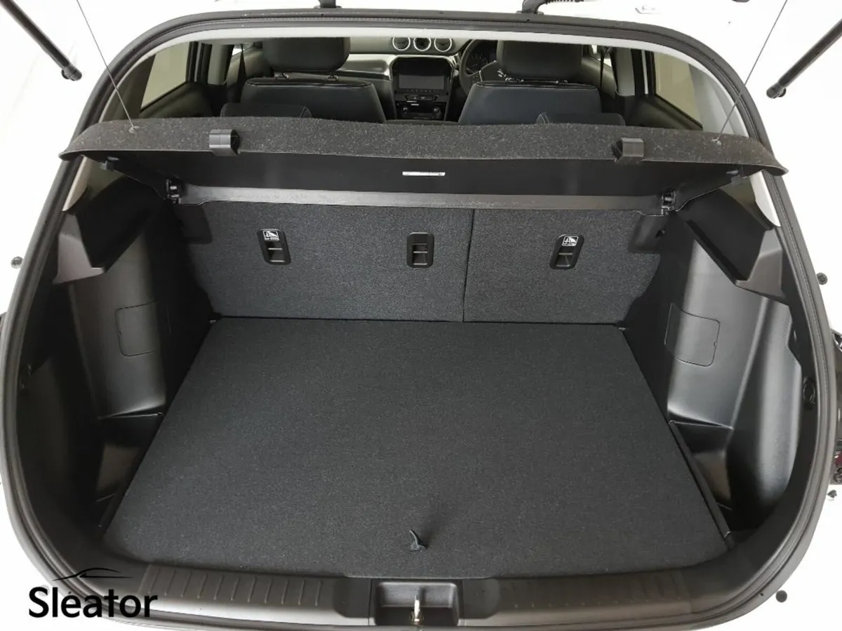 Suzuki Vitara Ultra Automatic - Image 4