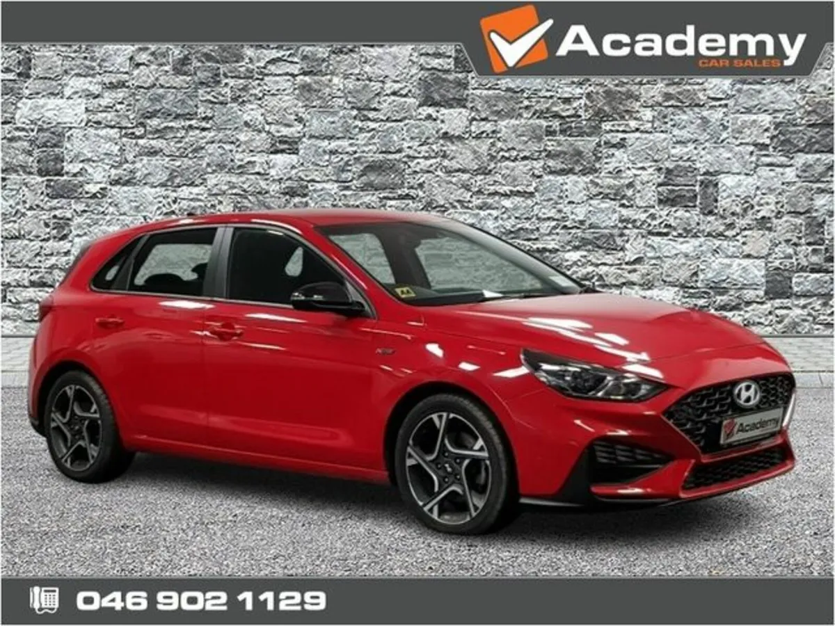 Hyundai i30 i 30 NLINE Petrol 5DR - Image 1