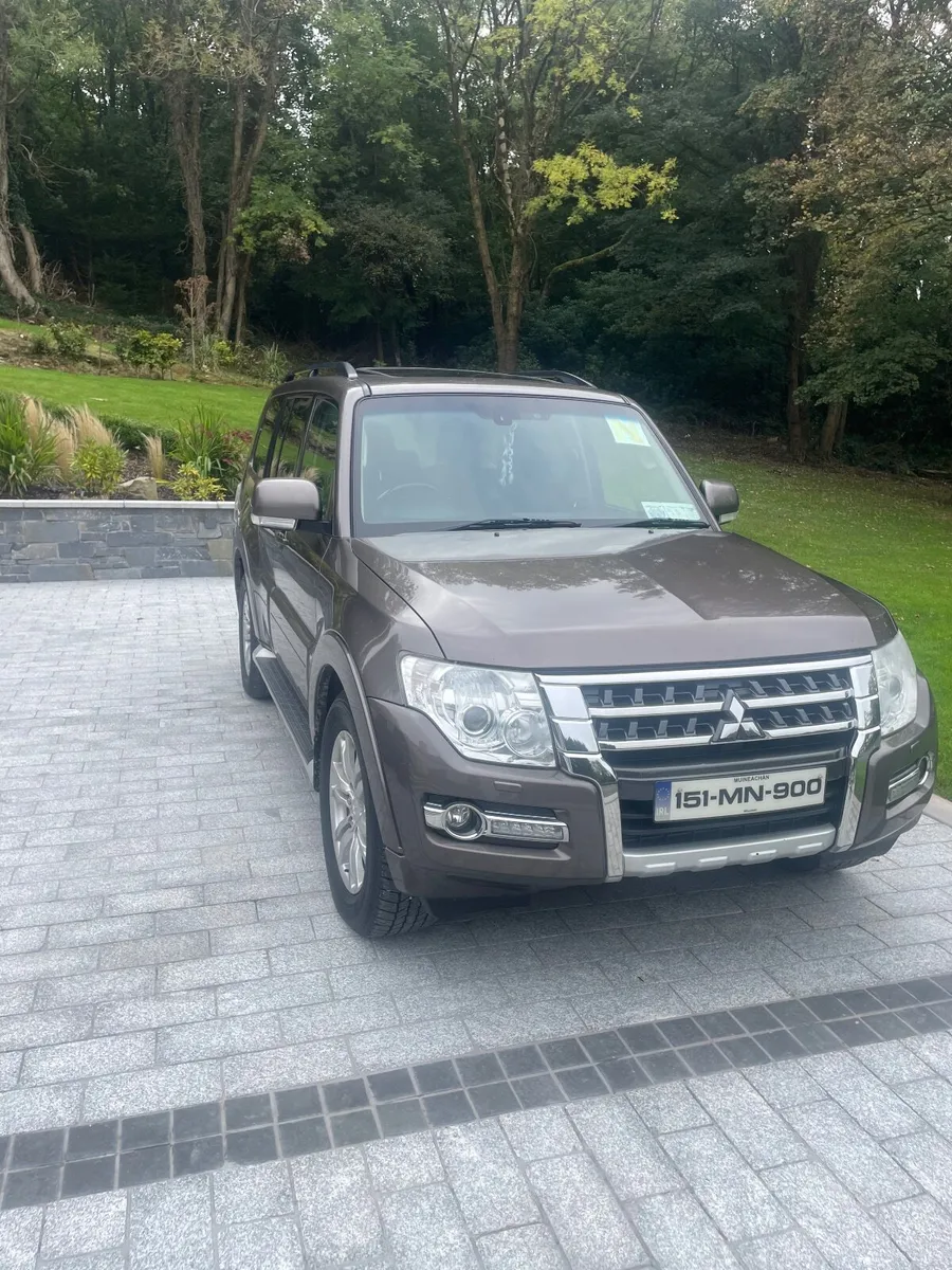 Mitsubishi Pajero 2015 - Image 2