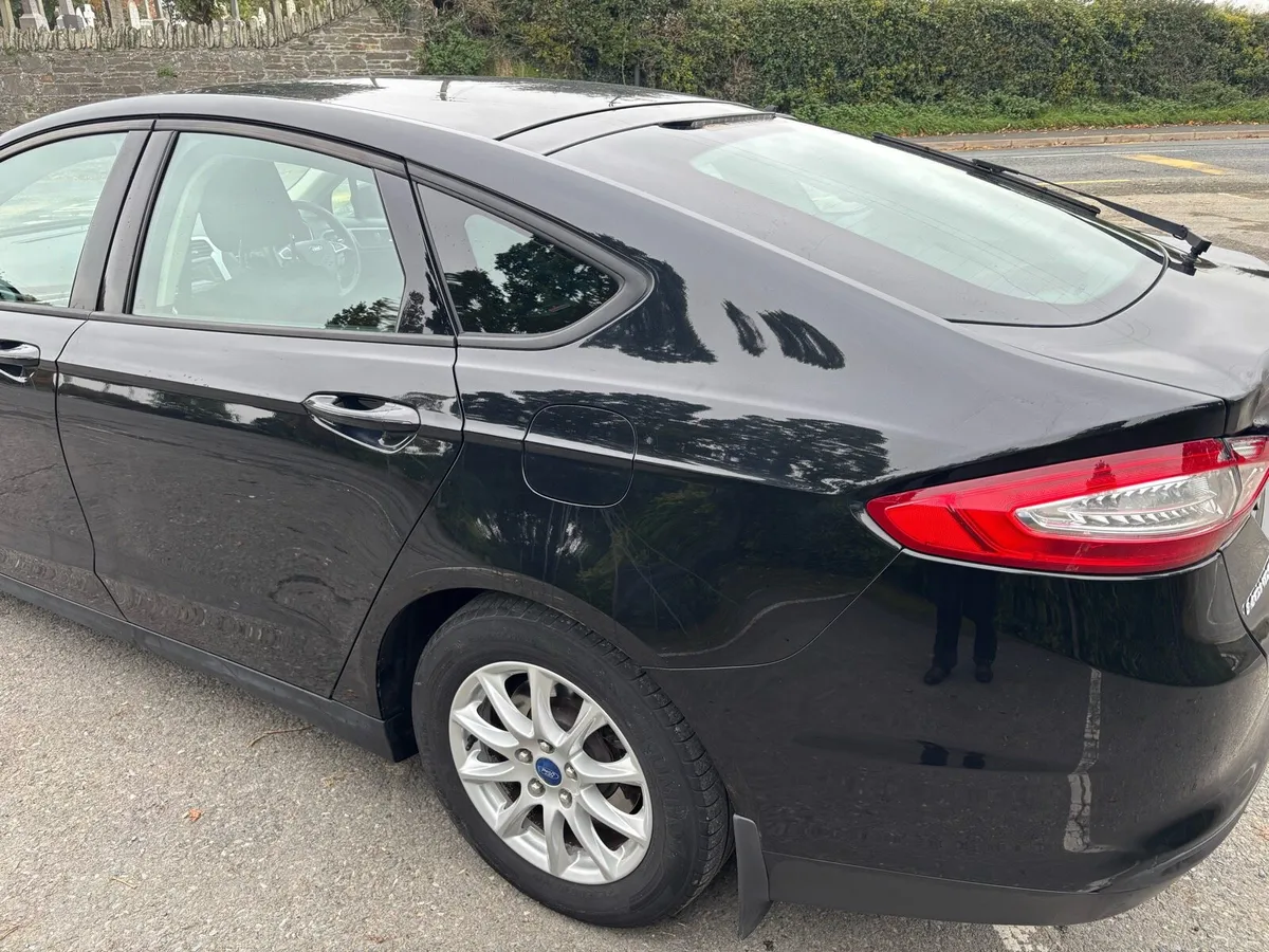 Ford Mondeo 2015 1.6 TDCI - Image 4