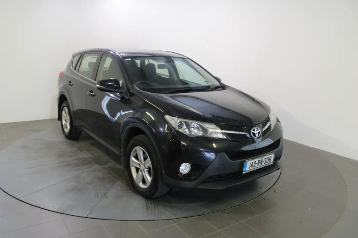 Toyota Rav4 2.0 D-4d 125 Aura 2WD - Image 1