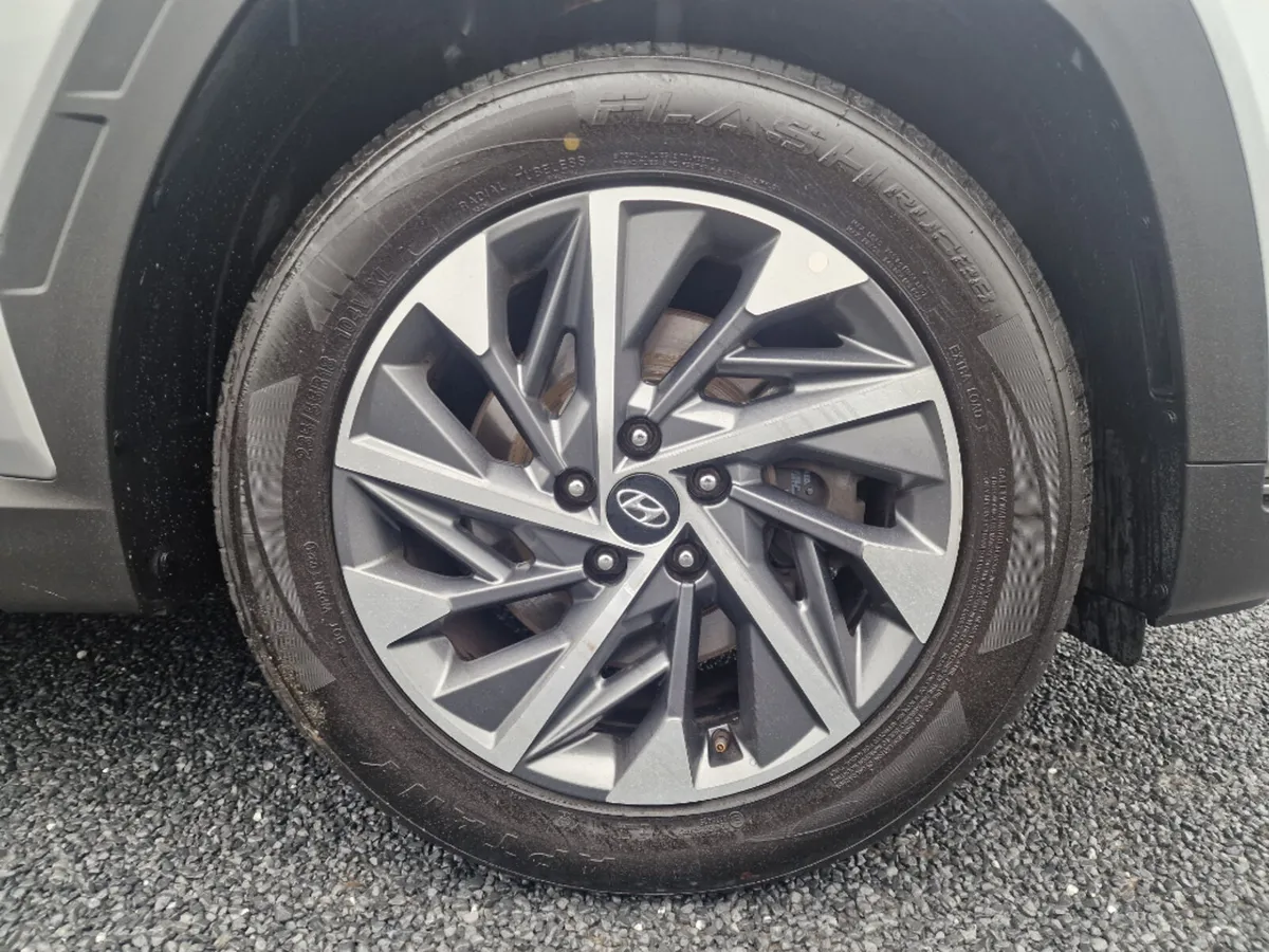 Hyundai Tucson Executive Plus 5DR*QUALITY ASSURED - Image 4