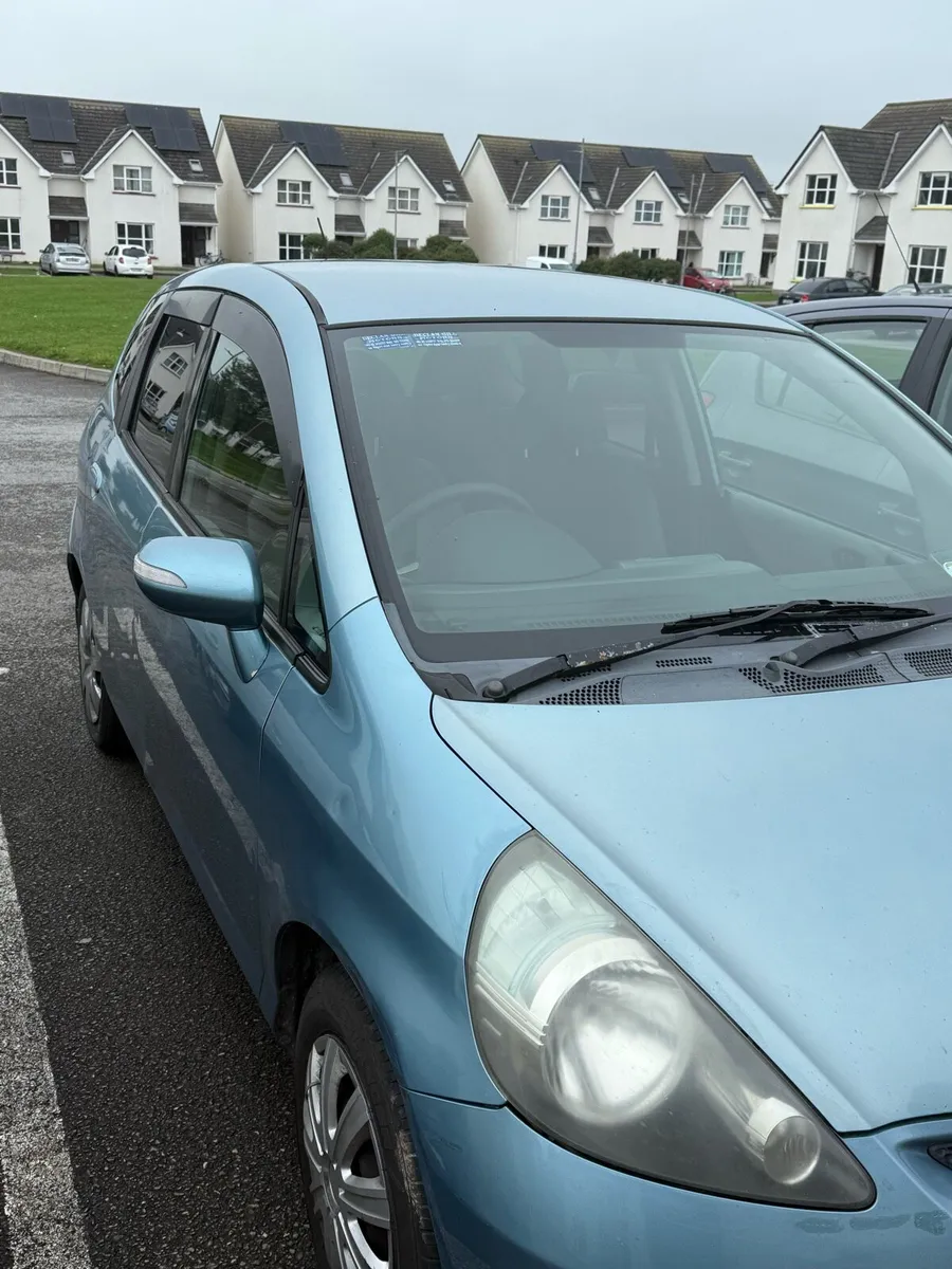Car - Image 4