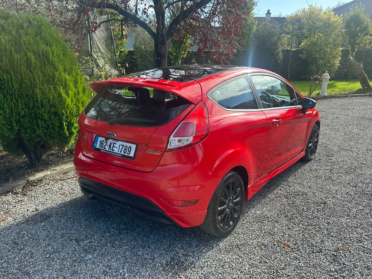 Ford Fiesta Red Edition 125HP Touch Screen - Image 4