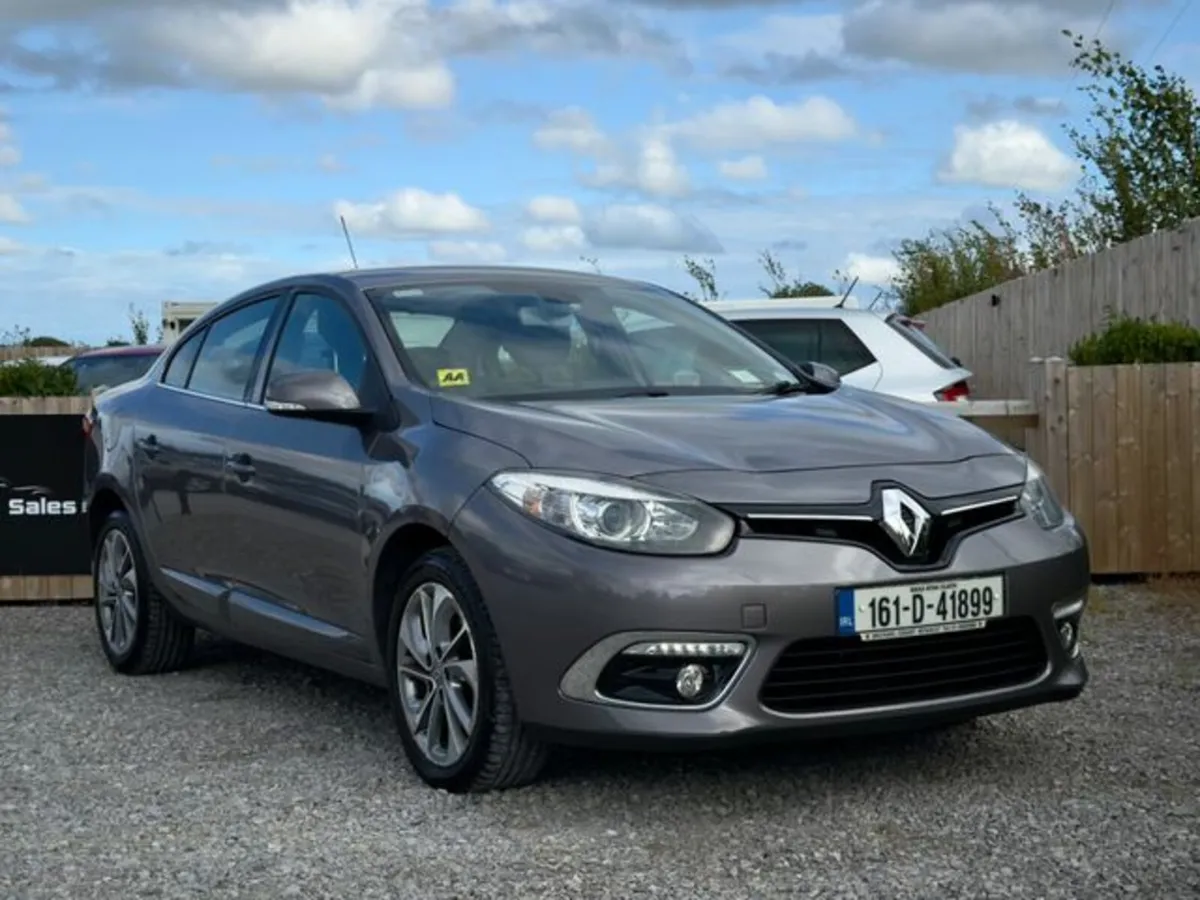 Renault Fluence R-link 1.5 DCI 95 2015 4DR - Image 4