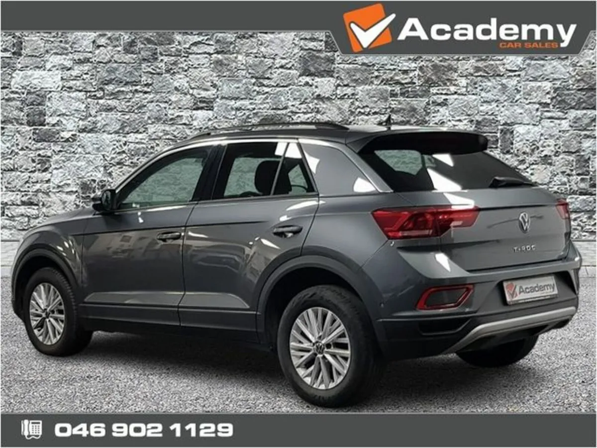Volkswagen T-Roc Life 1.0 TSI M6F 110HP 5DR - Image 3