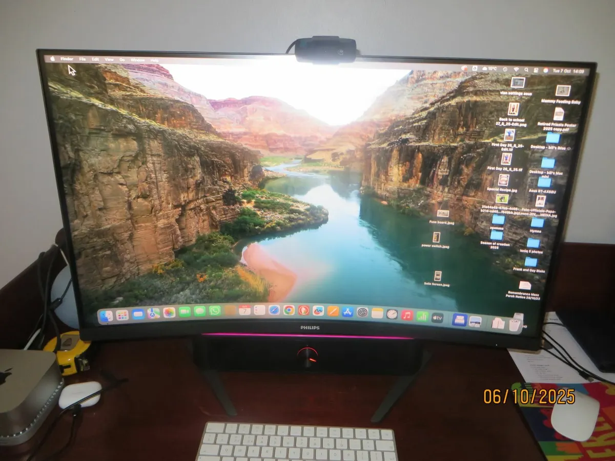 gaming monitor and soundbar - Image 4