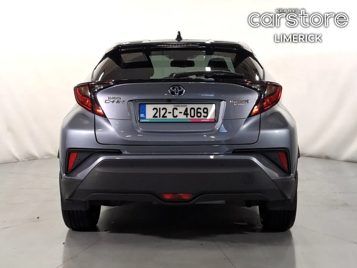 Toyota C-HR 1.8 Hybrid Sport - Image 4