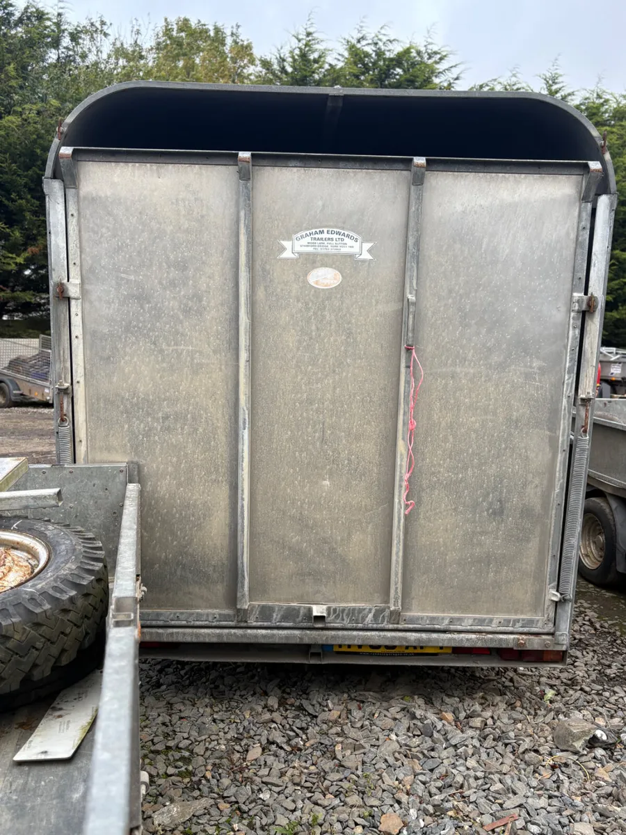 Graham Edward’s 12ft cattle trailer - Image 2