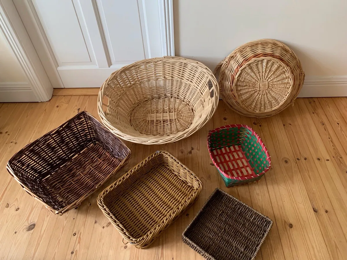 7 assorted Baskets - Image 3