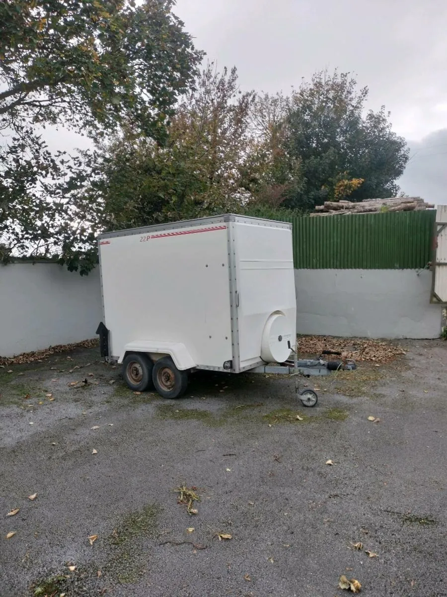 Indespension box trailer - Image 1