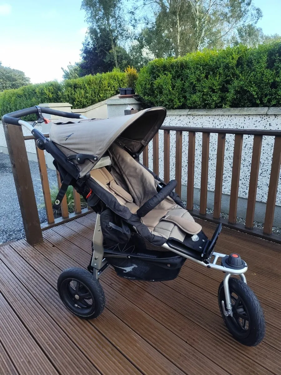 Pram - Image 2