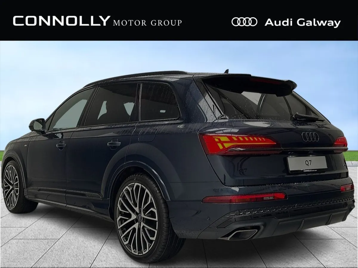 Audi Q7 S-line Tfsie Quattro 381BHP Auto Black Pa - Image 3