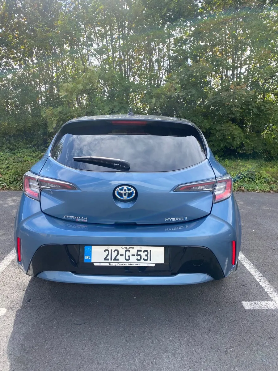 Toyota Corolla 2021 - Image 2