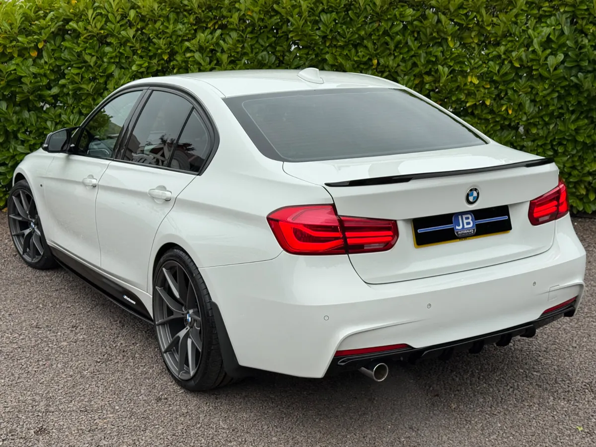 BMW 318D F30 M-Sport **Red Leather** - Image 2