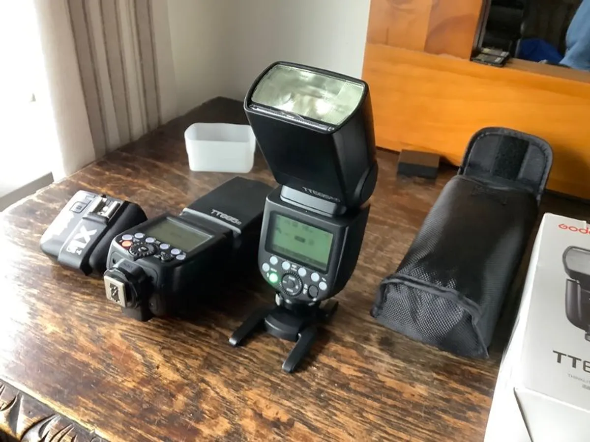 Godox Speedlights X 2 Etc - Image 3