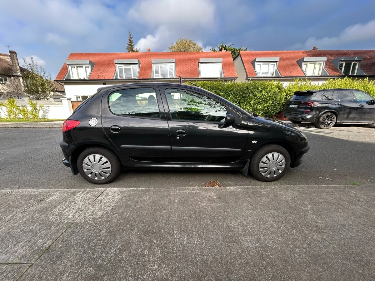 Peugeot 206 1.1L 5 Door Hatchback - Image 3