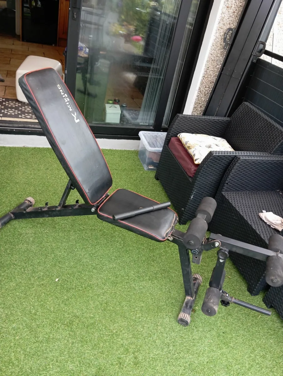 Weight bench - Image 1