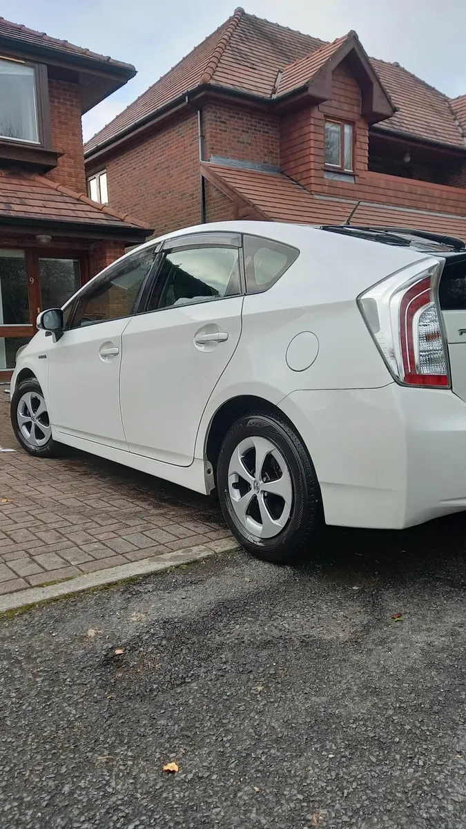 Toyota Prius 2014 Automatic Hybrid New NCT - Image 4
