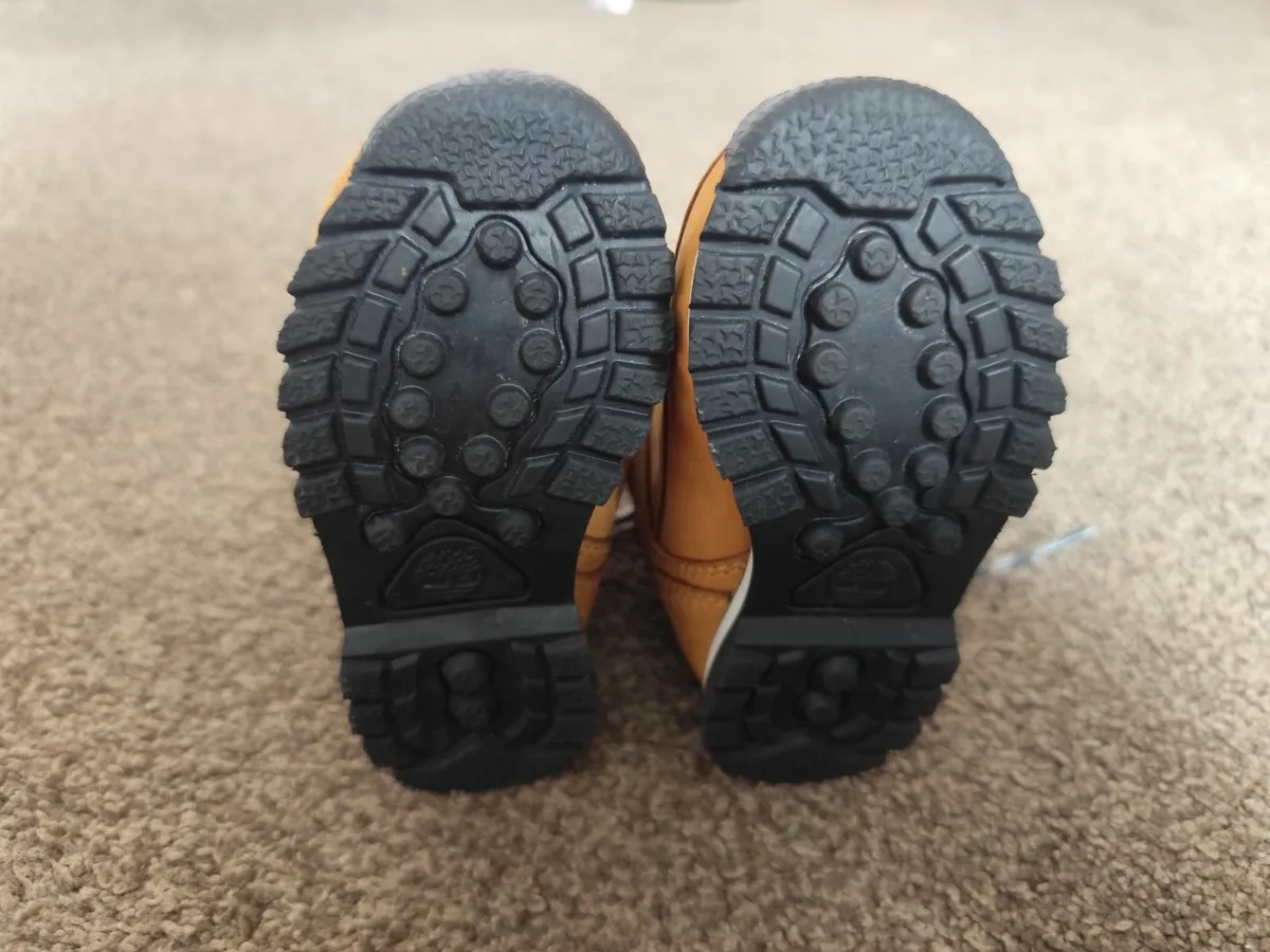 Kid boots - Image 1