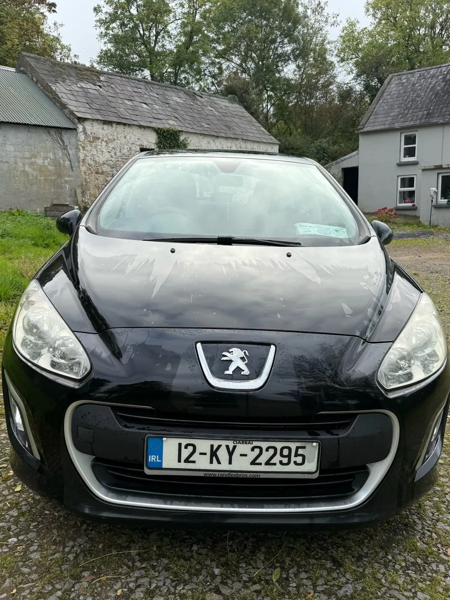 Peugeot 308 1.6 Diesel 2012 - Image 1