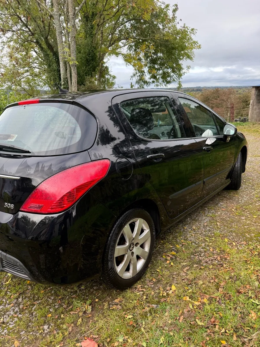 Peugeot 308 1.6 Diesel 2012 - Image 3