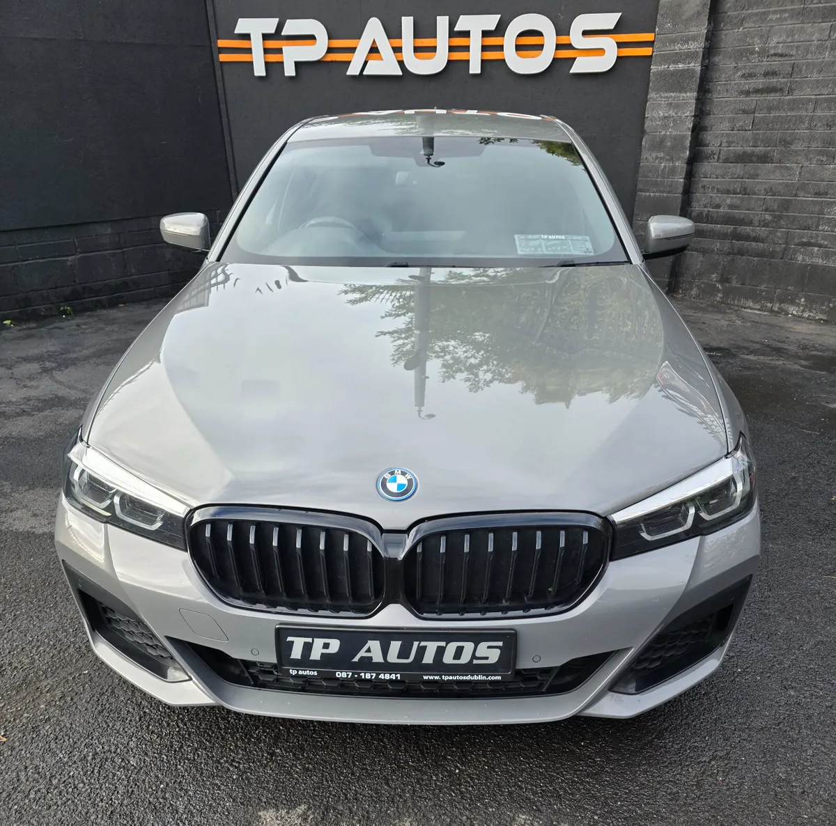 BMW 5-Series 2022 M-Sport - Image 3