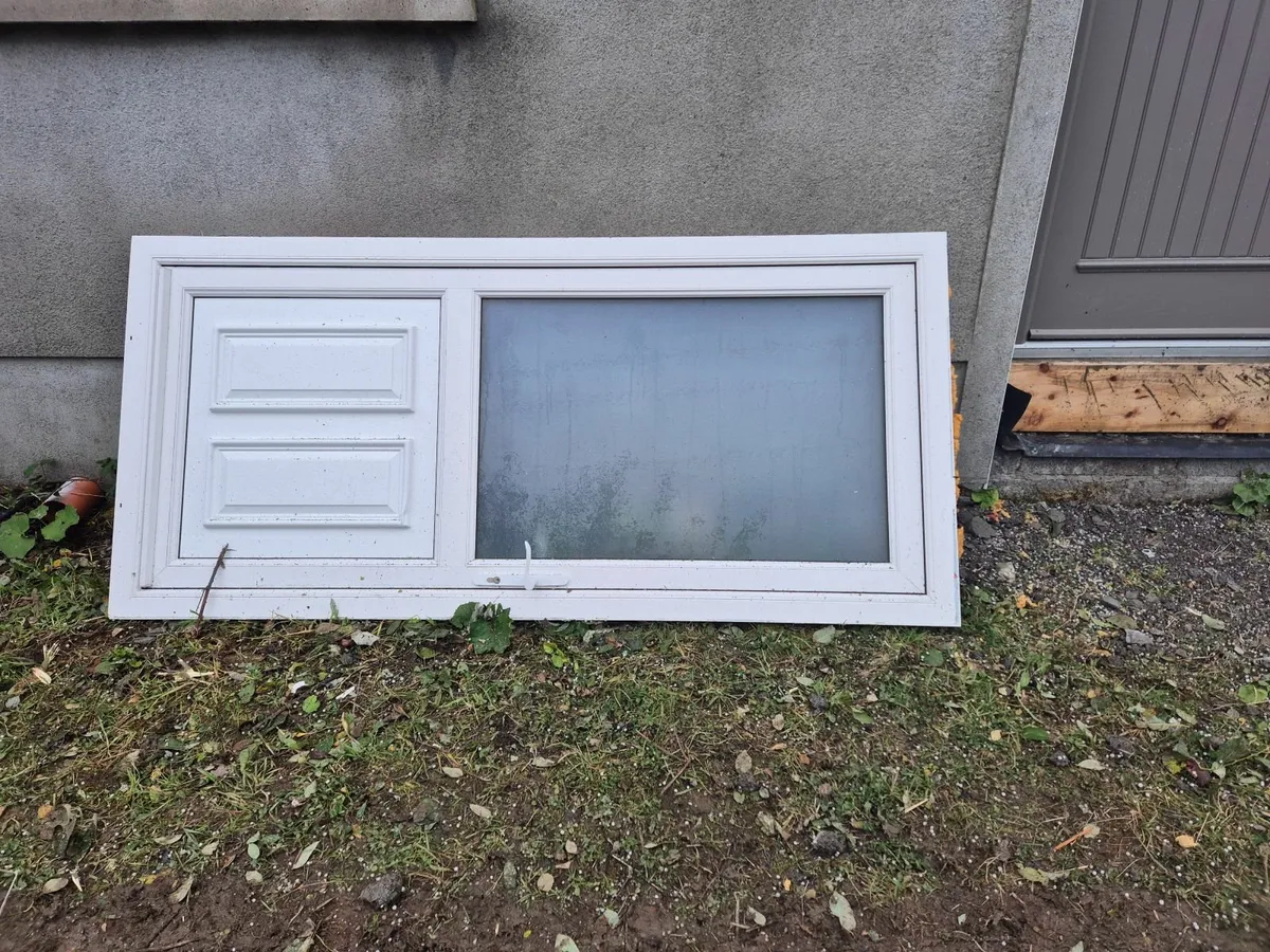 External/Exterior Front & Back Doors - Image 4