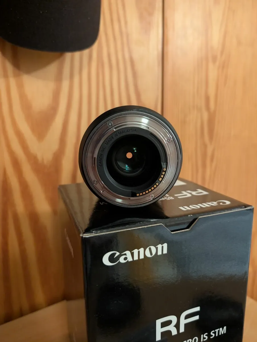 Canon RF 85mm f/2 Macro IS STM - Image 3
