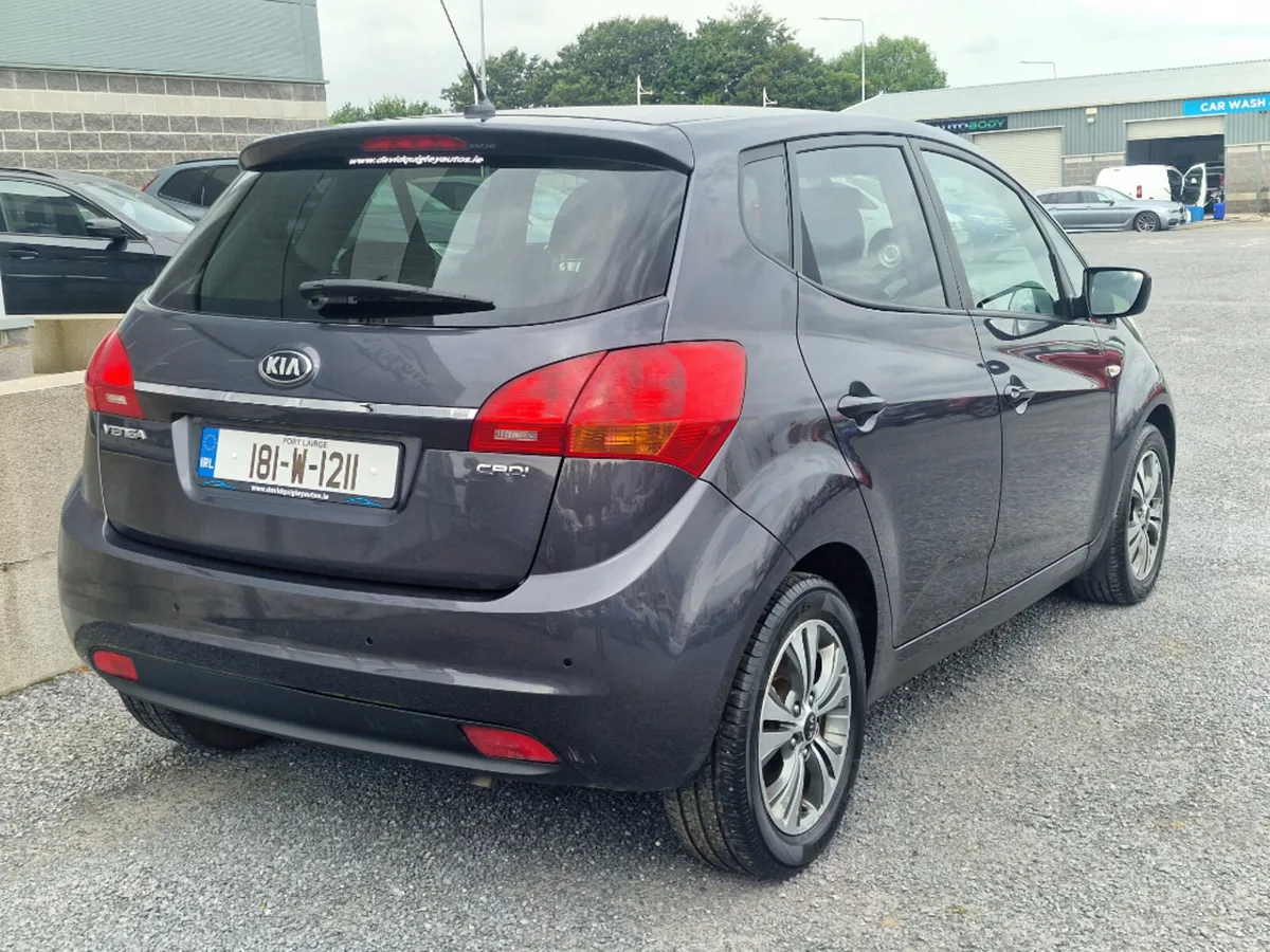 Kia Venga 1.4 Elite Diesel 5DR - Image 3