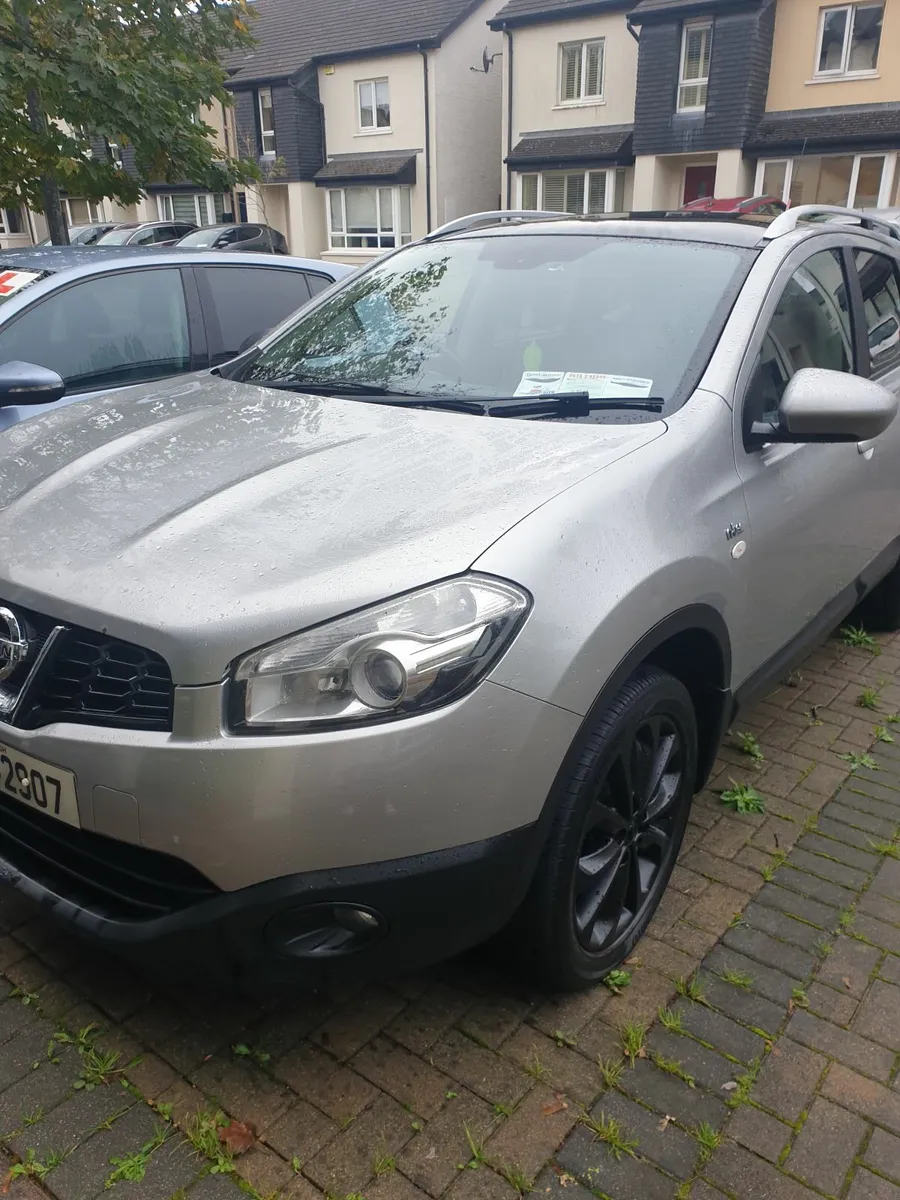 Nissan Qashqai+2 2010 - Image 1