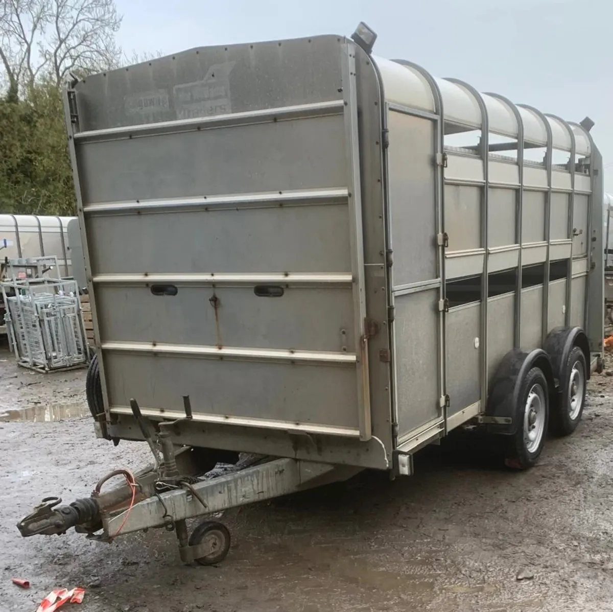 Ifor Williams 12ft cattle trailer - Image 1