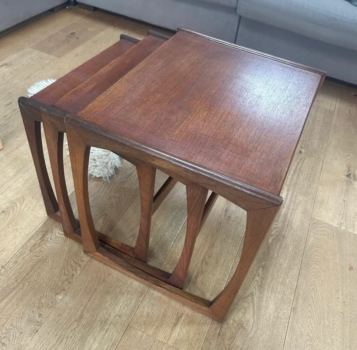 G plan quadrille nest of table - Image 2