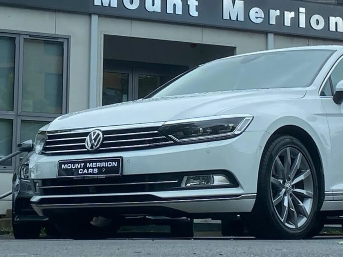 Volkswagen Passat Auto/Leather/Huge Spec - Image 2