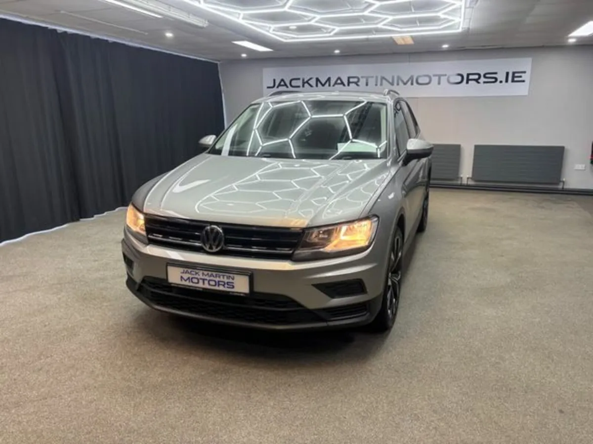 Volkswagen Tiguan SE R Line Alloys TDI - Image 3