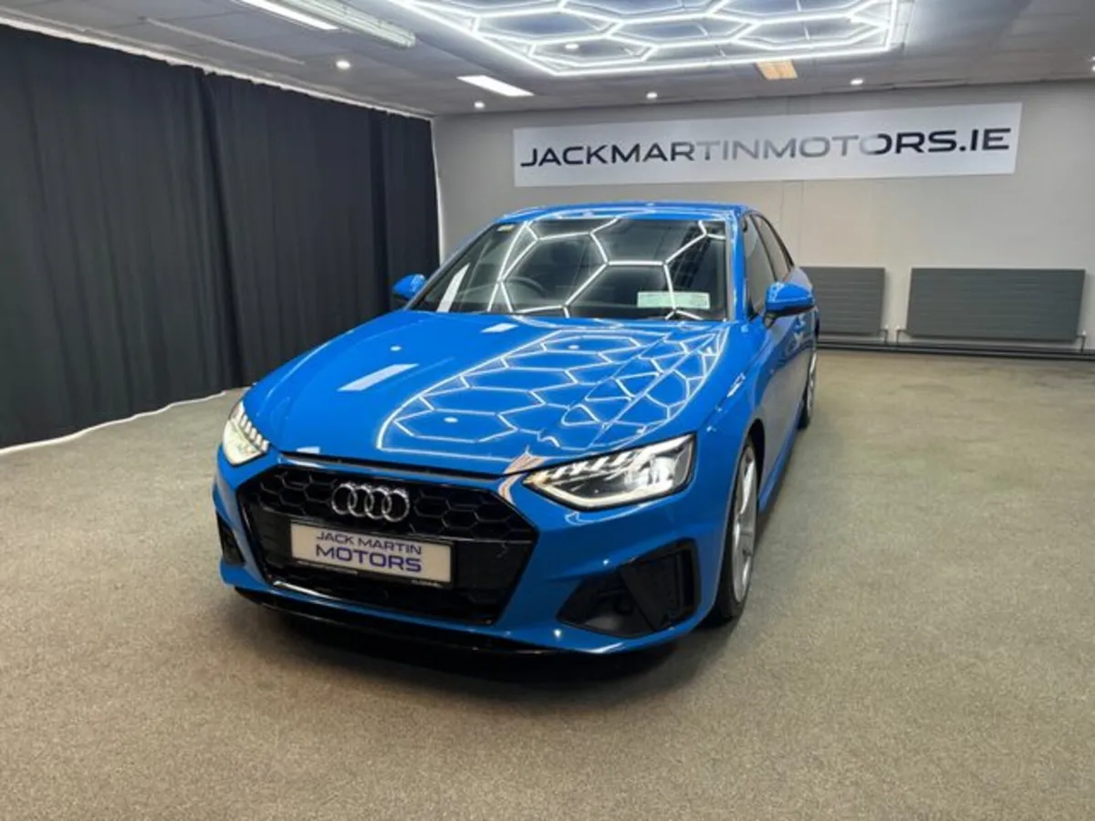 Audi A4 S Line Black Pack - Image 3