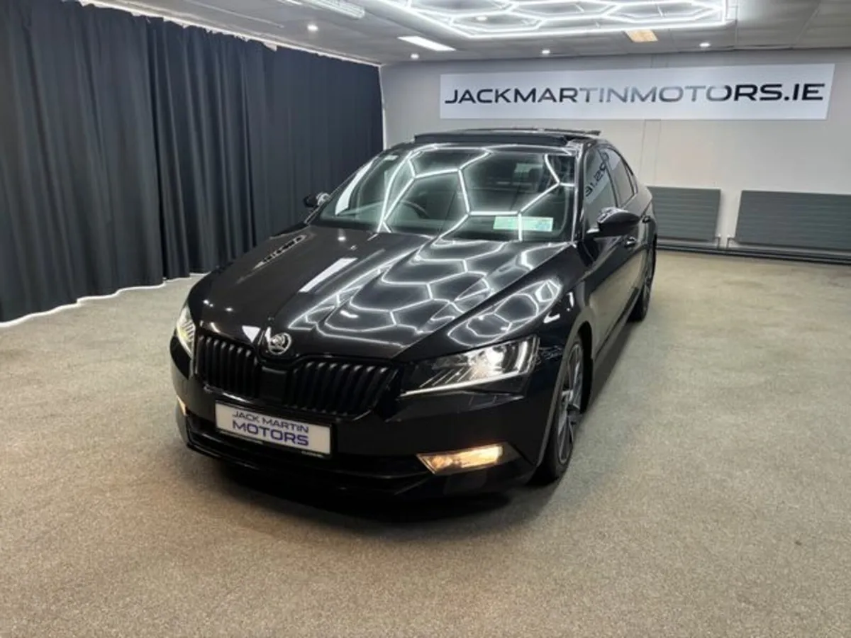 Skoda Superb Sportline Sunroof 2.0tdi 150HP DSG 4D - Image 3