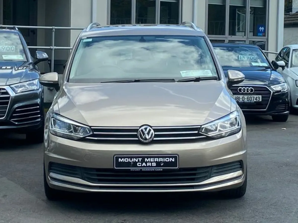 Volkswagen Touran Auto Comfortline 7 Seats - Image 3