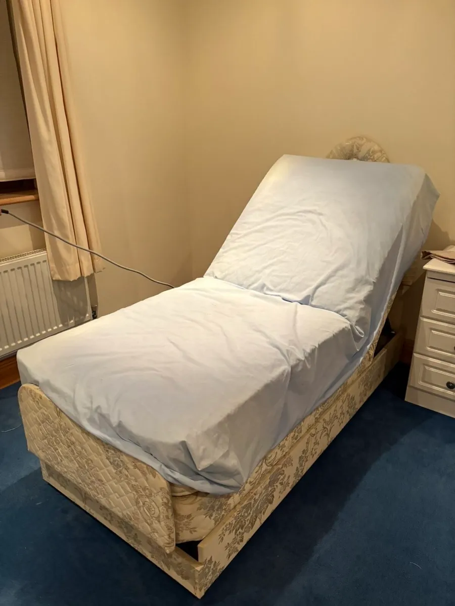 Mobility bed - Image 1