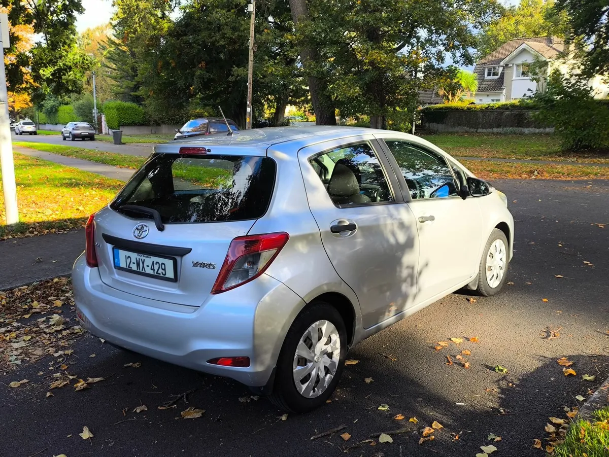 2012 YARIS LOW MILEAGE - Image 4