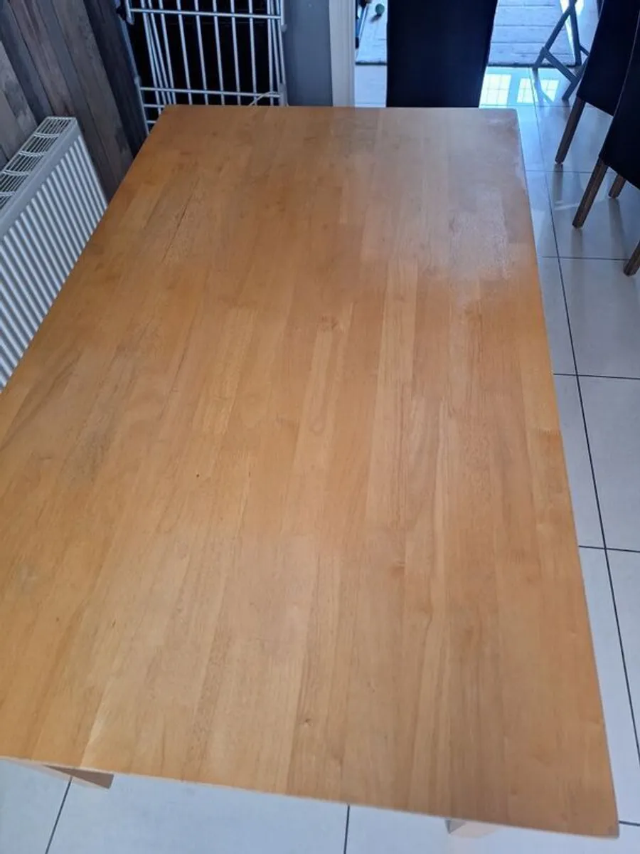 Free dining table - Image 4