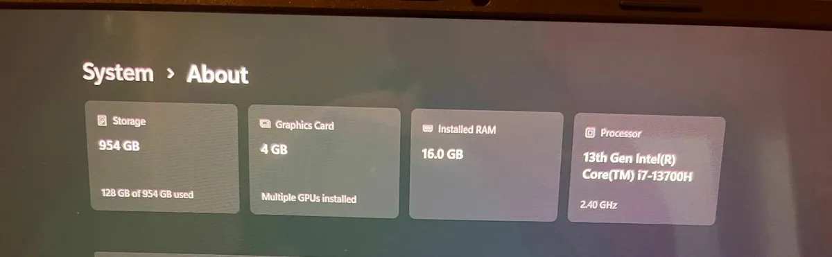 ASUS Vivobook S15 OLED i7 Gen 13, 16GB/1TB/4GB GPU - Image 2