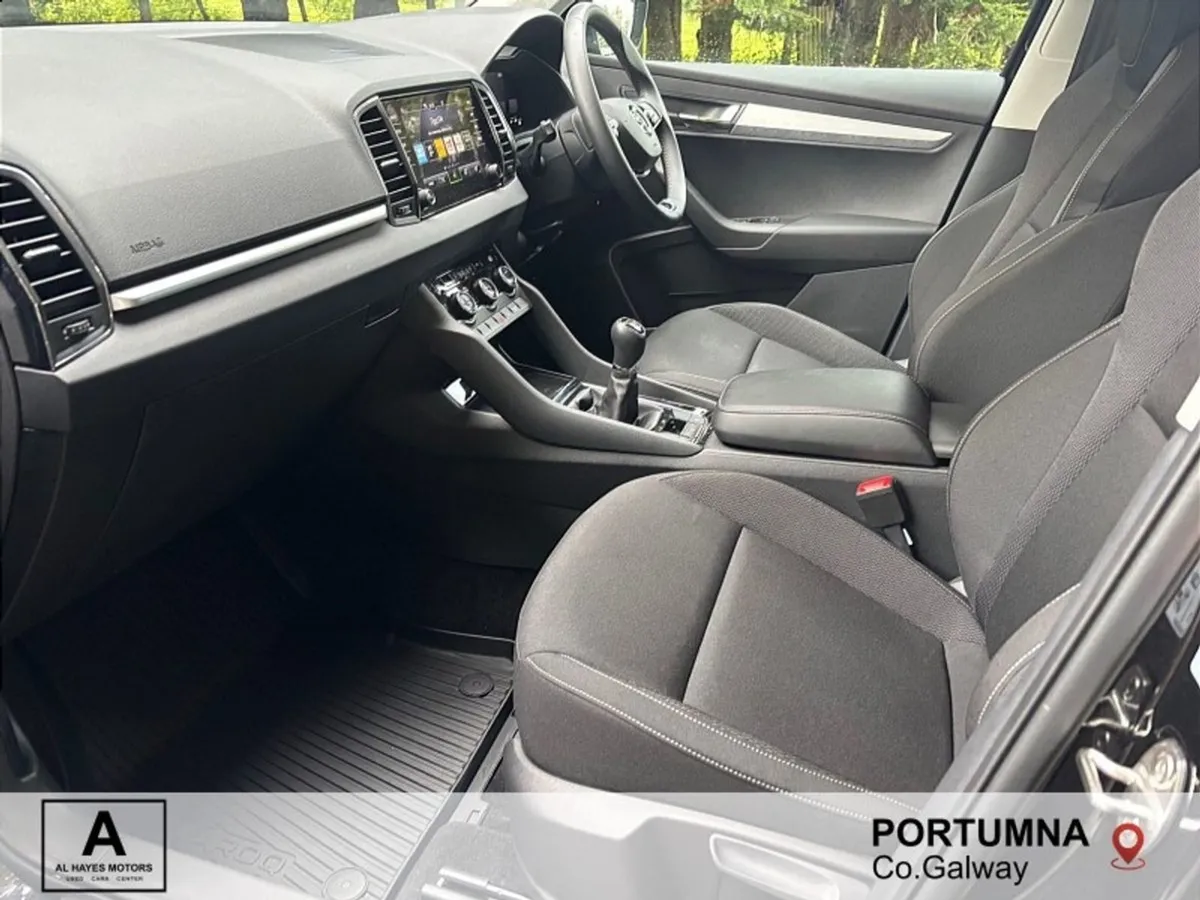 Skoda Karoq 2024 Ambition 2.0 TDI 6speed 115BHP - Image 4