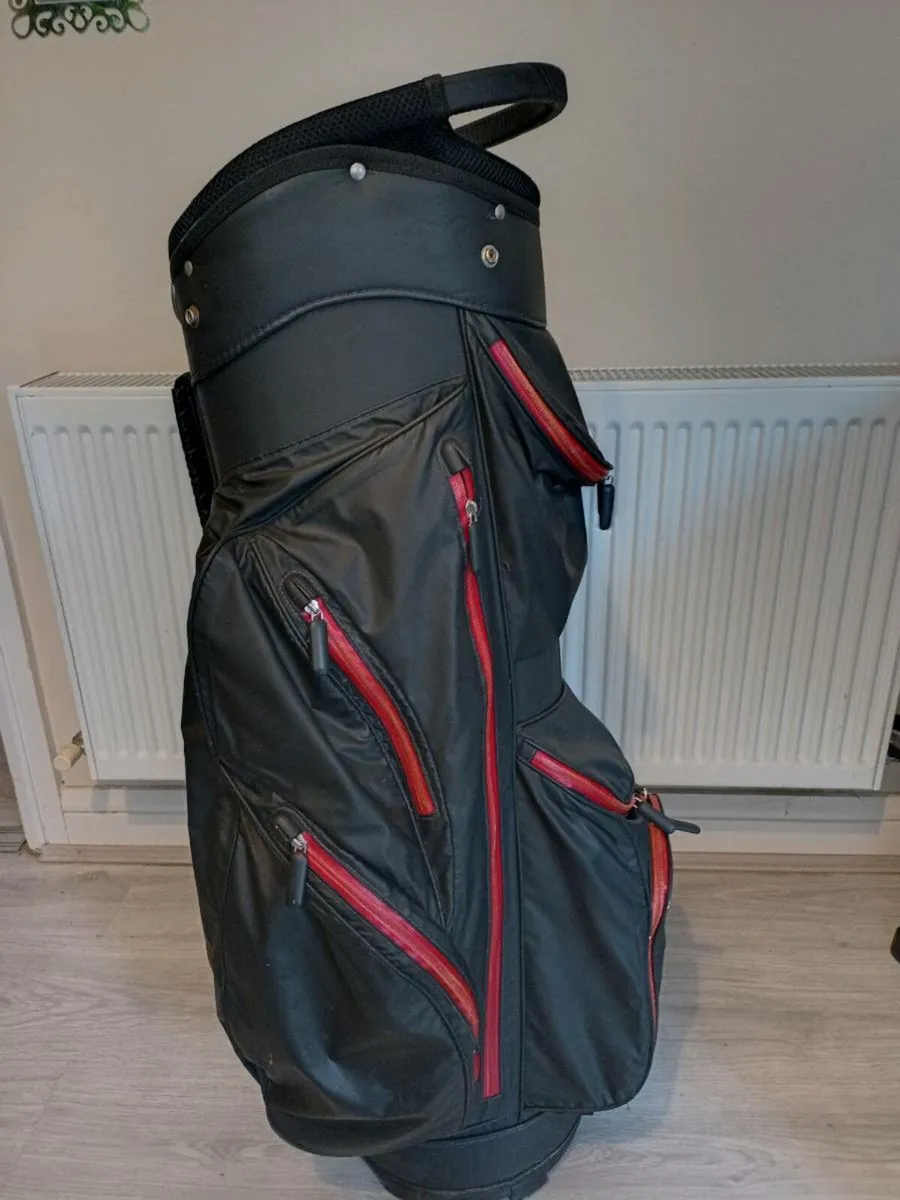 Water resistant Golf bag - Image 1