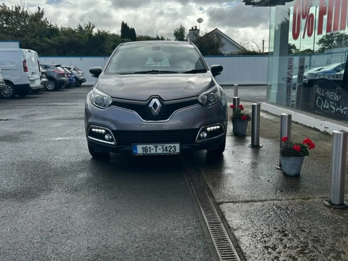 Renault Captur Life 1.5 DCI 90 EU6 4DR - Image 3