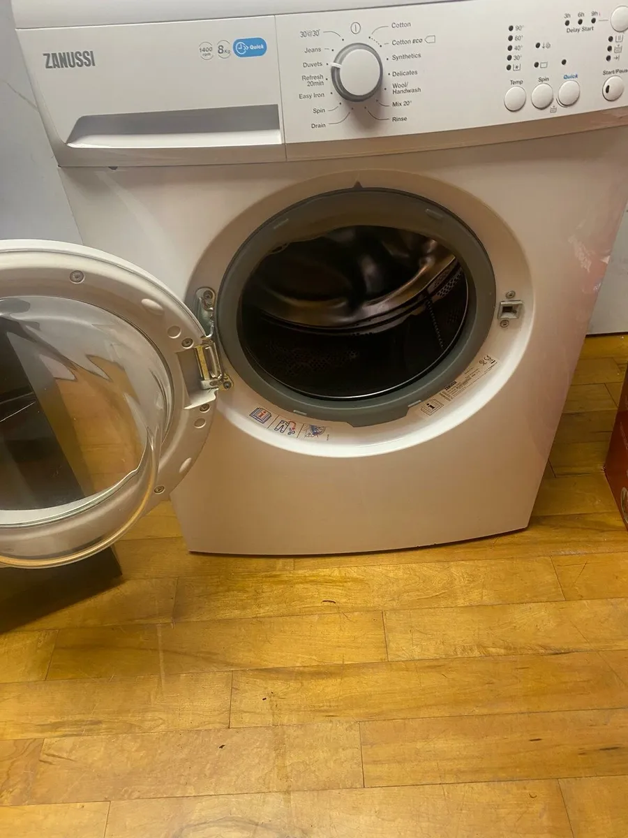 Washing machine - Image 1